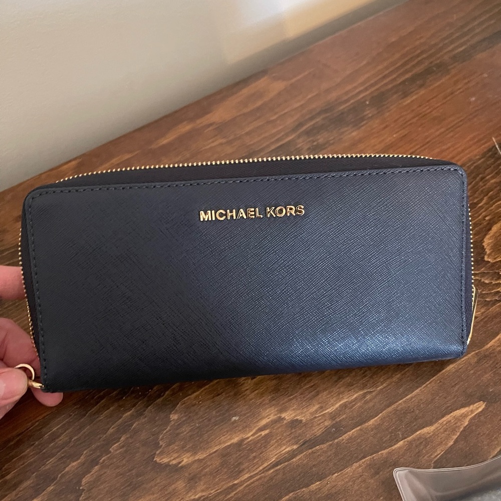 Navy Blue Michael Kors Wallet/Wristlet